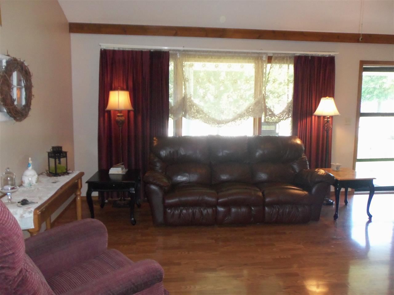 7 Cottonwood Ct, Washington, IN 47501 photo 5