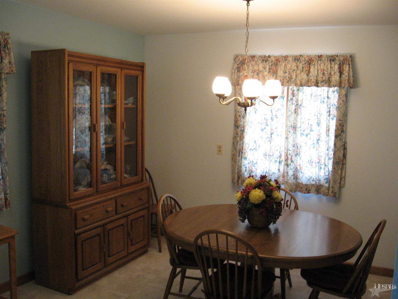 6509 Azalea Dr, Fort Wayne, IN 46825 photo 13