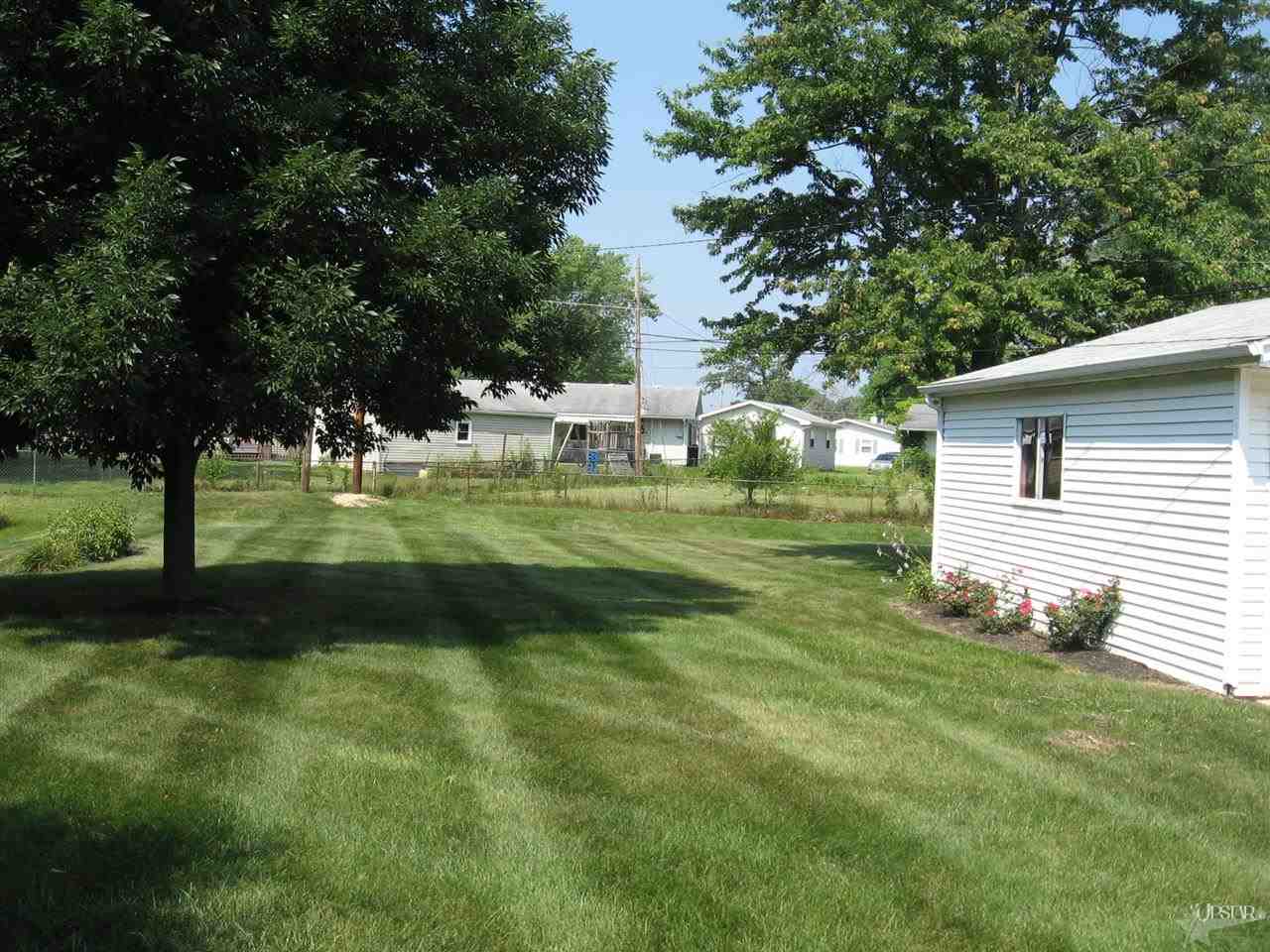 6509 Azalea Dr, Fort Wayne, IN 46825 photo 5