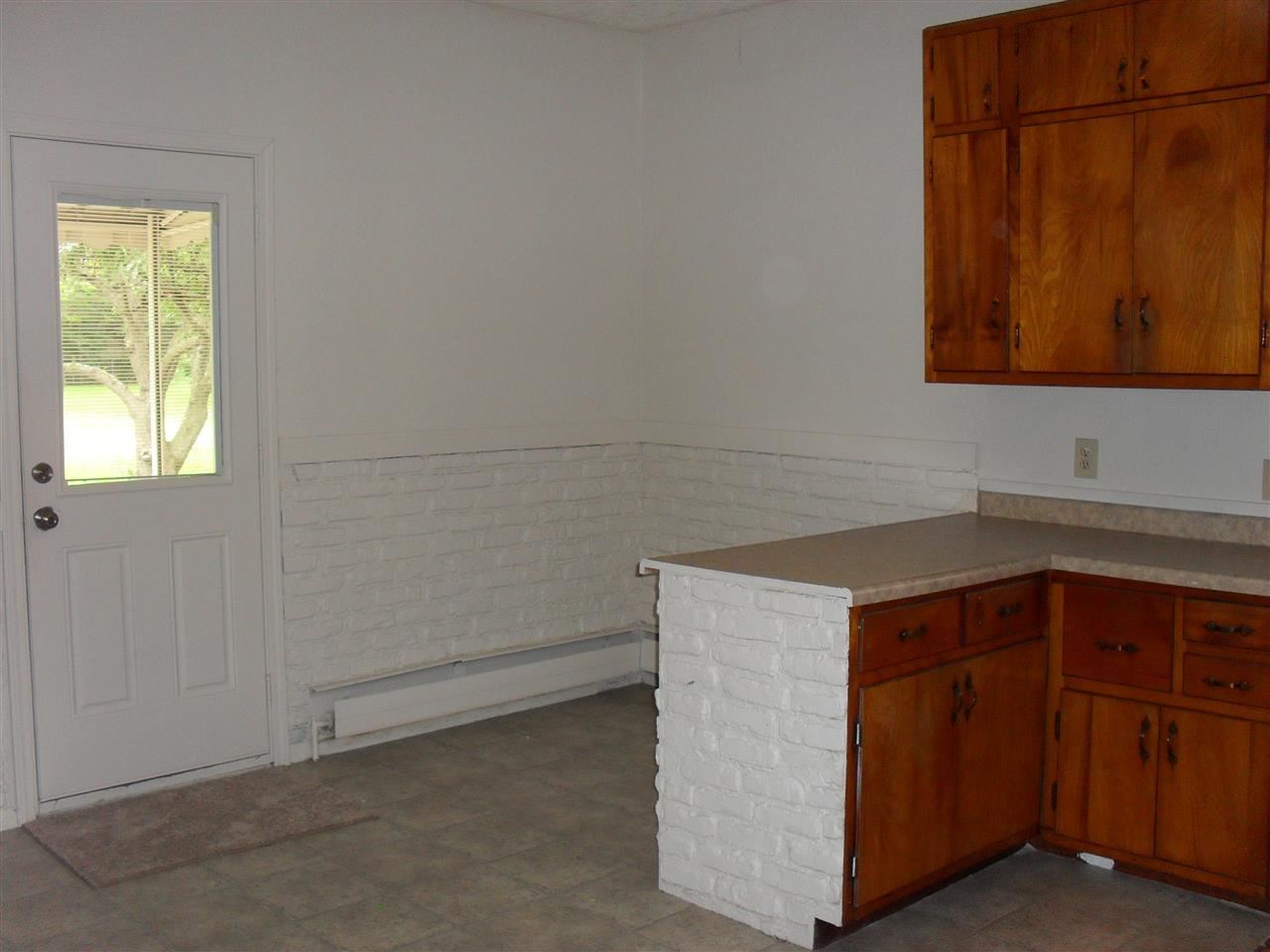 345 E Mill Rd, Burlington, IN 46915 photo 3