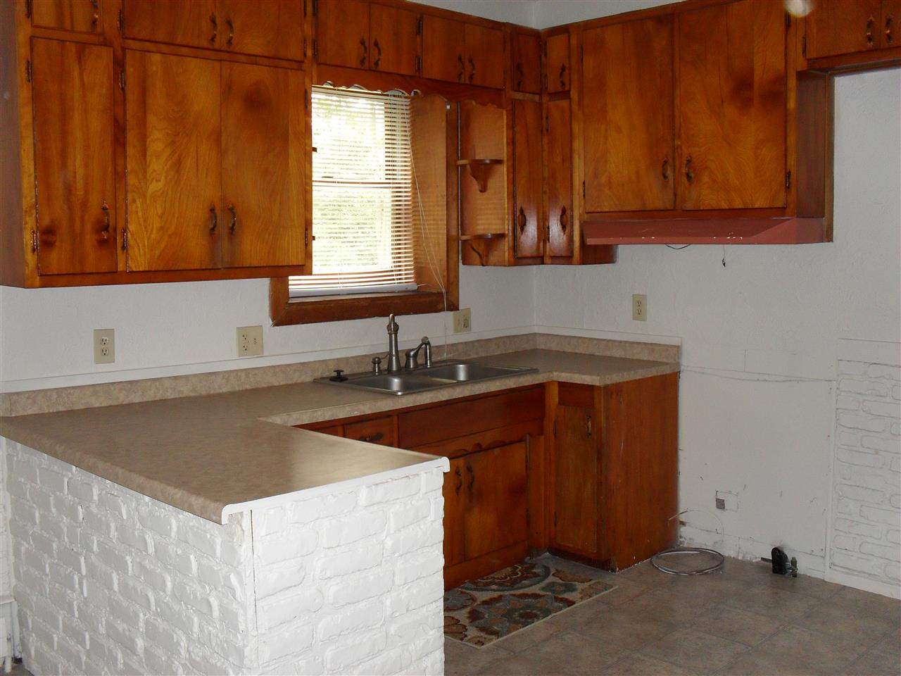 345 E Mill Rd, Burlington, IN 46915 photo 2