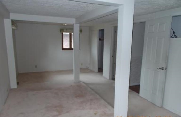 4501 Parkwood Dr, Kokomo, IN 46901 photo 9