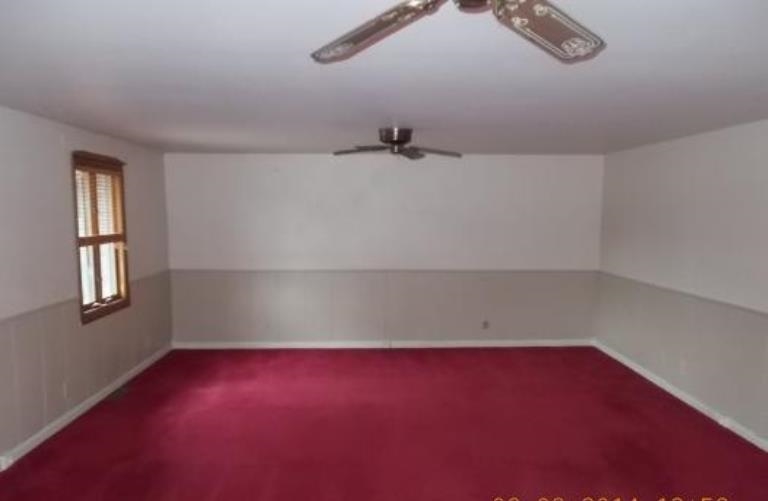 4501 Parkwood Dr, Kokomo, IN 46901 photo 3