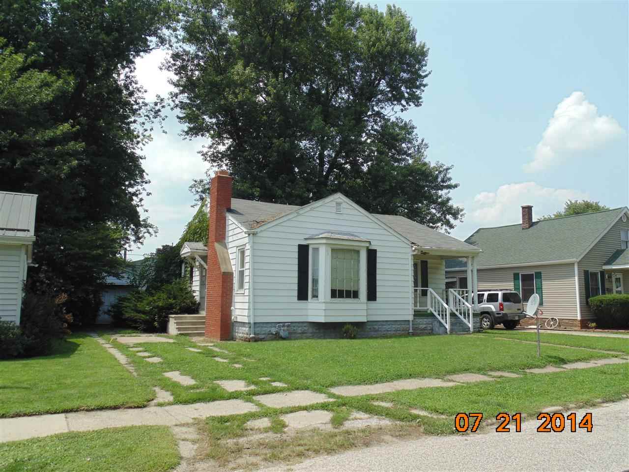405 Sunset Ave, Washington, IN 47501 photo 1