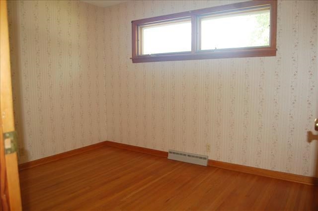 1016 N Vine St, Boonville, IN 47601 photo 9