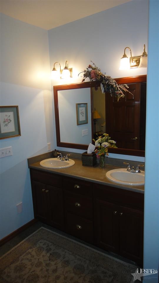 1555 Shorewood Dr, Berne, IN 46711 photo 16