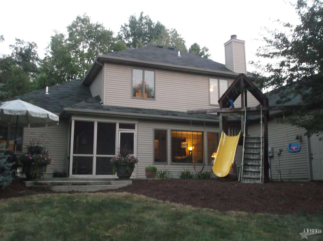 1555 Shorewood Dr, Berne, IN 46711 photo 29