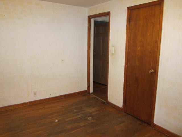 2219 Benham Ave, Elkhart, IN 46517 photo 5
