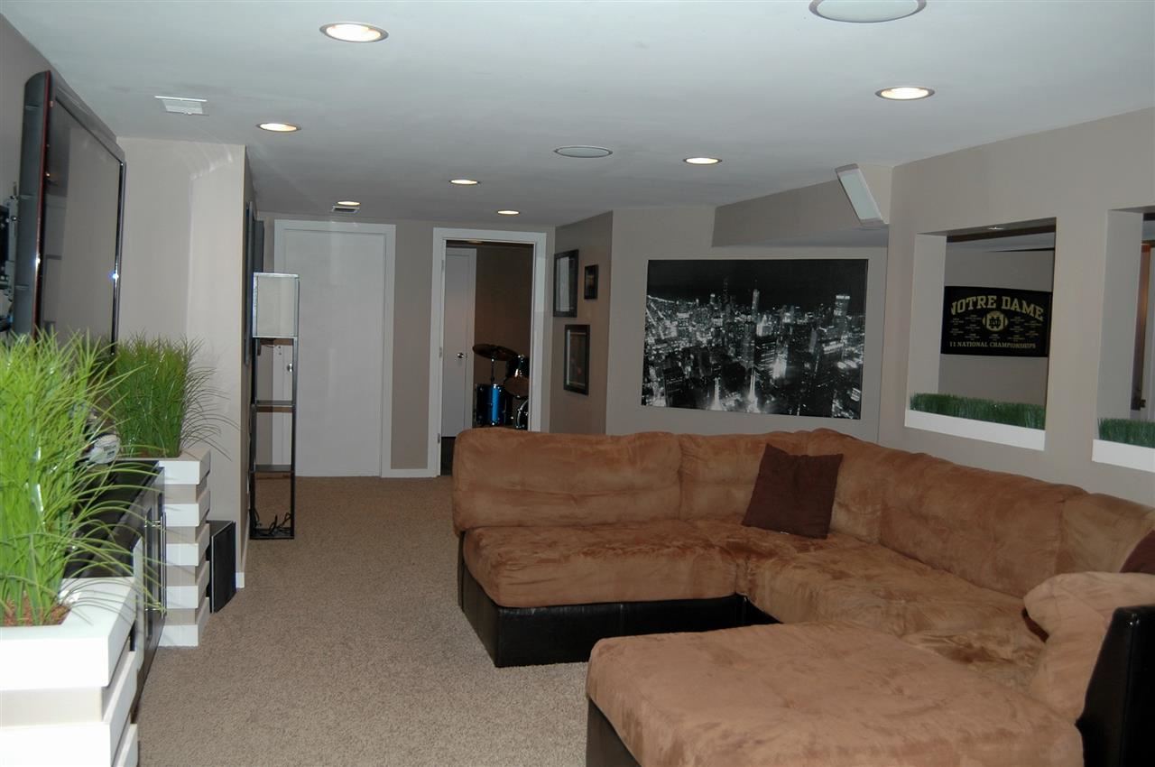 21777 Kern Rd, South Bend, IN 46614 photo 17