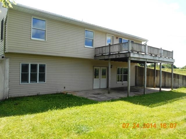 6622 S 1300 W, Mentone, IN 46539 photo 2