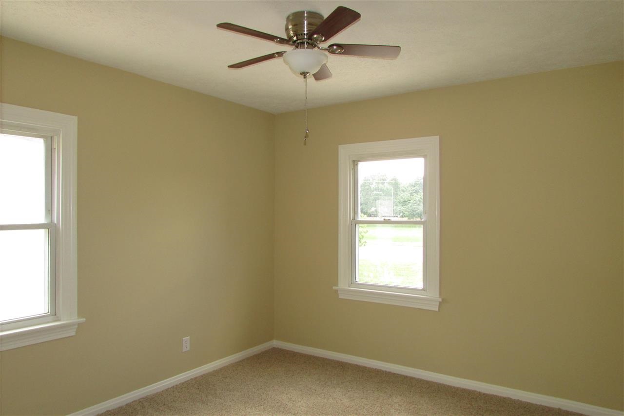 2137 Pollack Ave, Evansville, IN 47714 photo 9