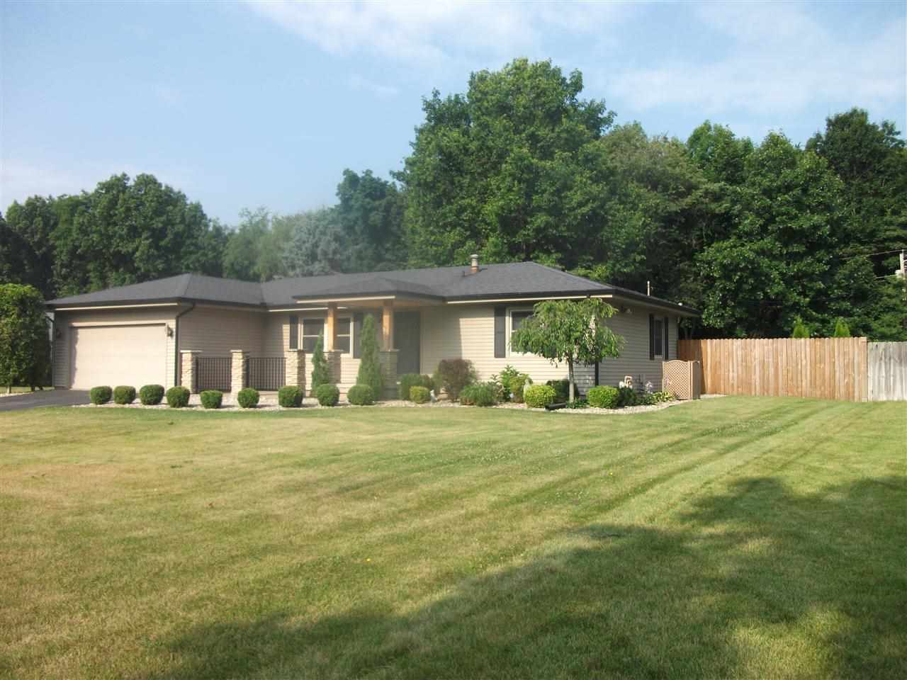 56701 Raider Dr, Elkhart, IN 46516 photo 3