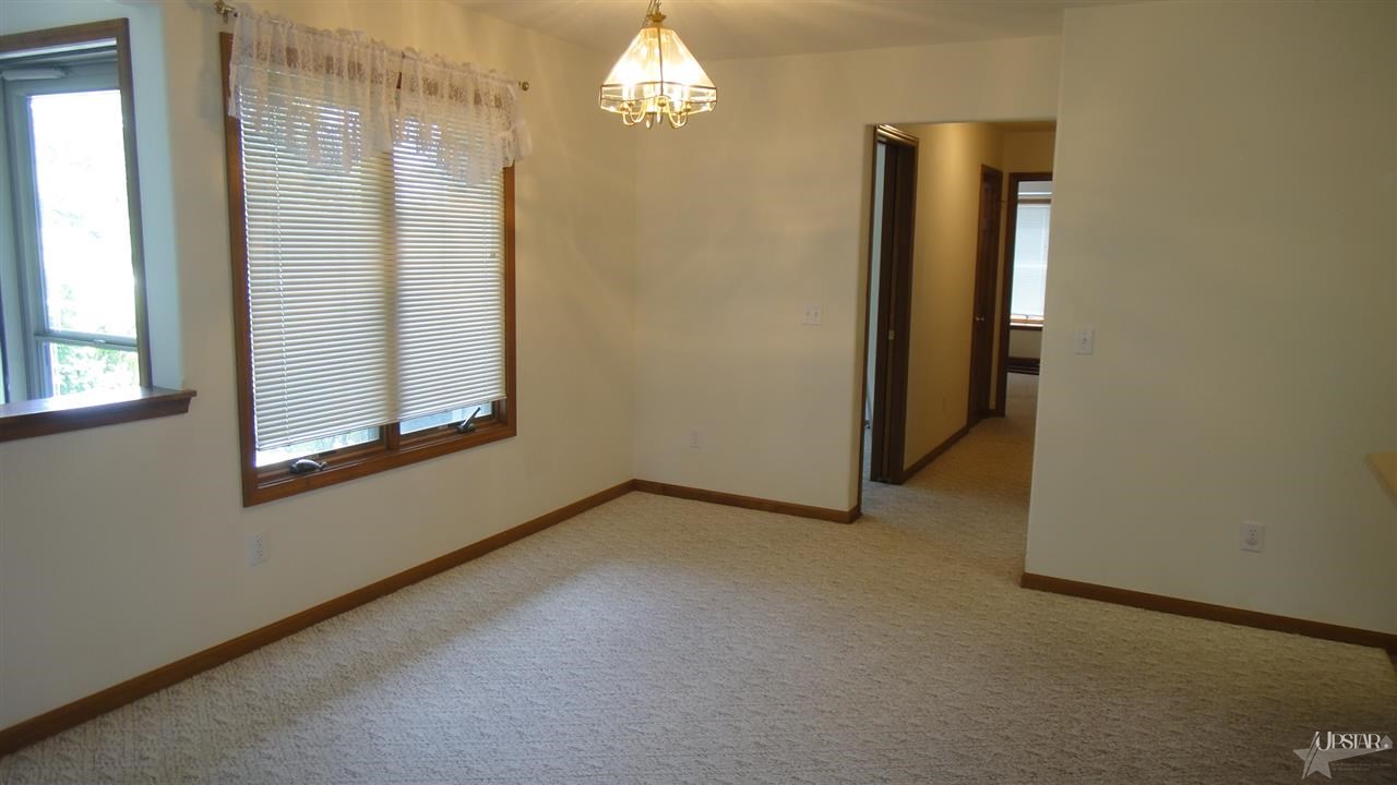 1420 Fairway Dr, Decatur, IN 46733 photo 6