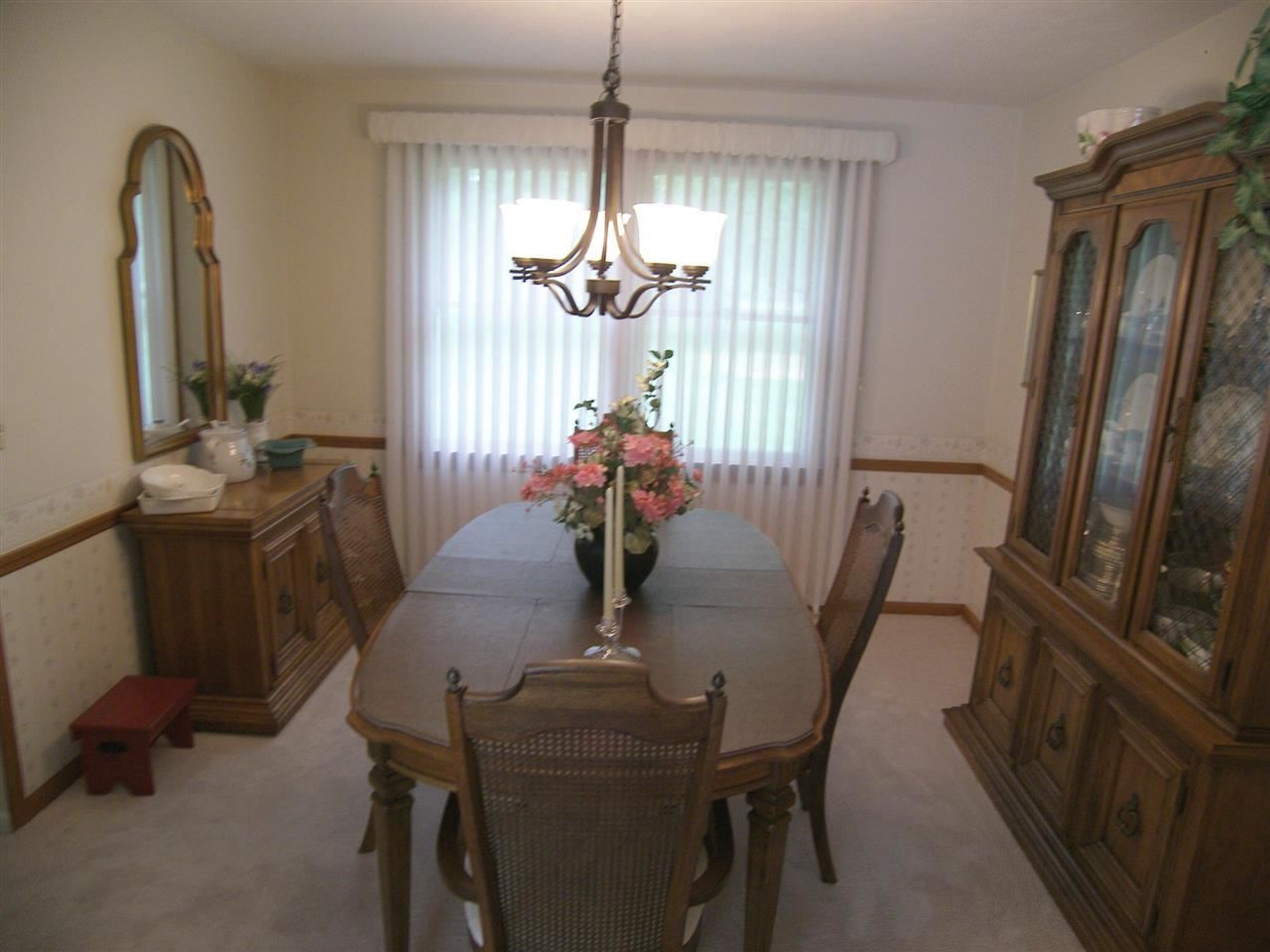 2922 Rose Ln, Kokomo, IN 46902 photo 3