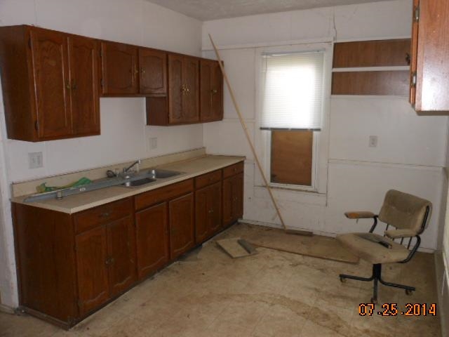 609 Mercer Ave, Goshen, IN 46528 photo 6