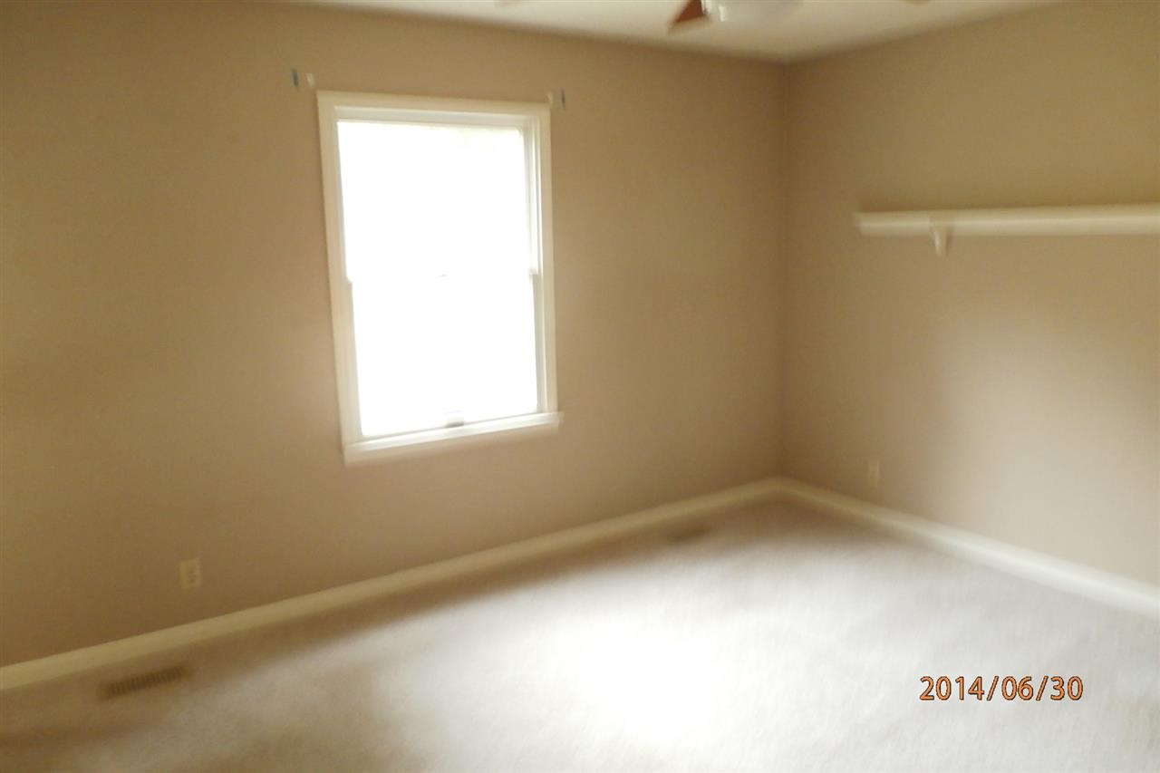 7622 Georgia Ln, Newburgh, IN 47630 photo 6