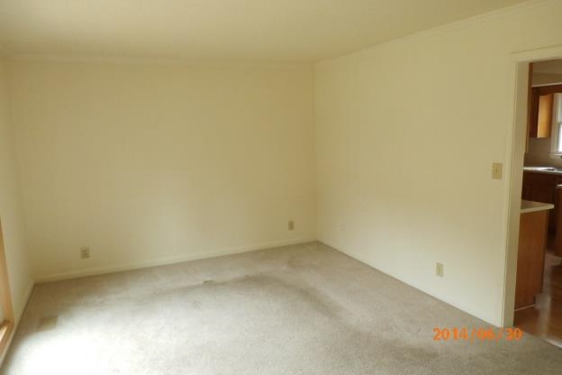 7622 Georgia Ln, Newburgh, IN 47630 photo 2