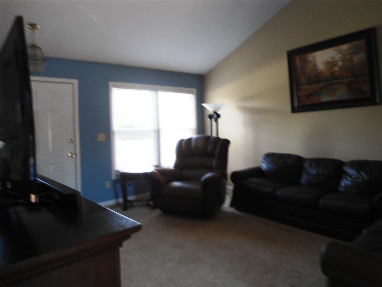 7822 Oak Grove Rd, Newburgh, IN 47630 photo 2