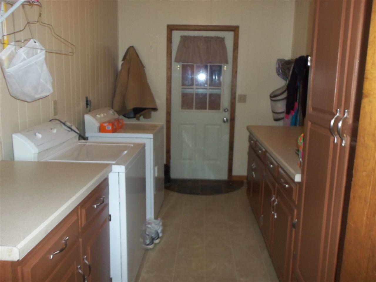 460 E 400 S, Washington, IN 47501 photo 9