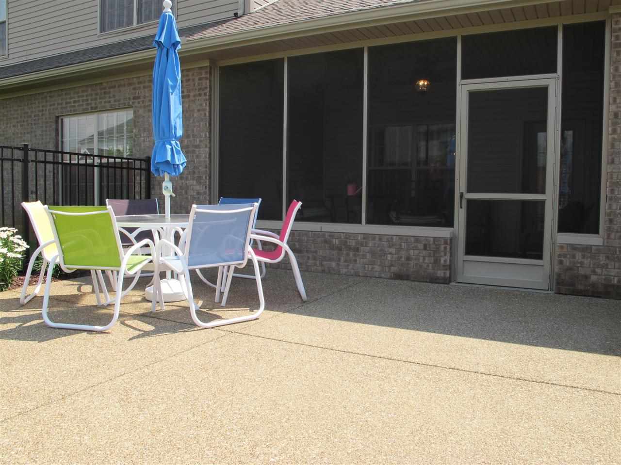 3743 Taylor Dr, Newburgh, IN 47630 photo 5