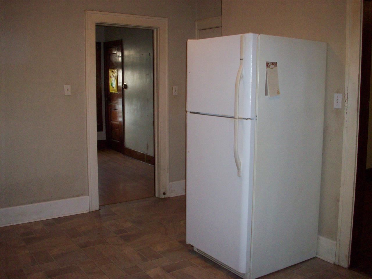 300 E Linden Ave, Logansport, IN 46947 photo 8