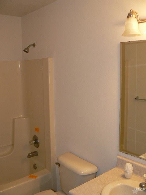 3884 Woodcliffe Dr, New Haven, IN 46774 photo 13