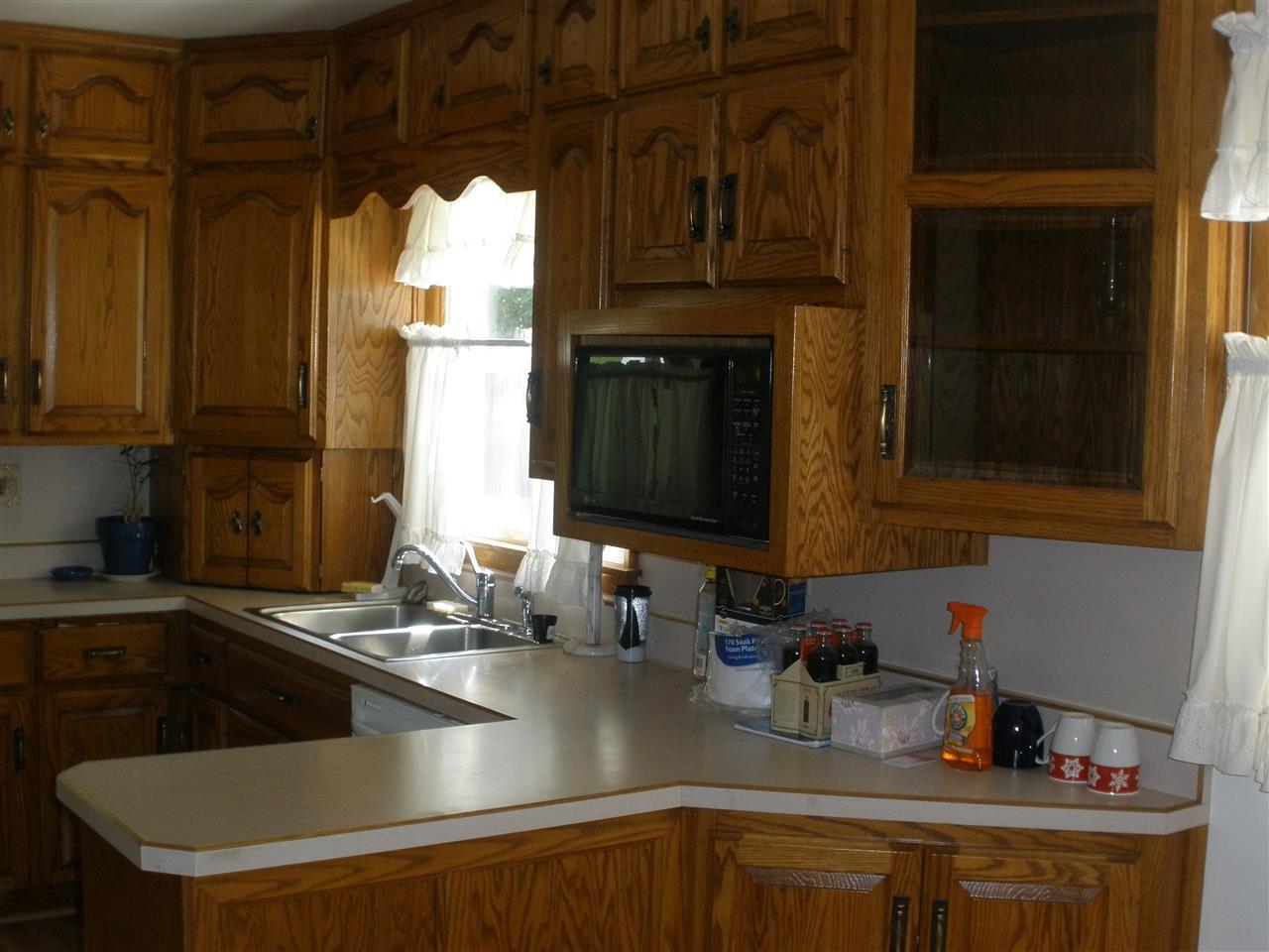 14 Douglas Dr, Washington, IN 47501 photo 3