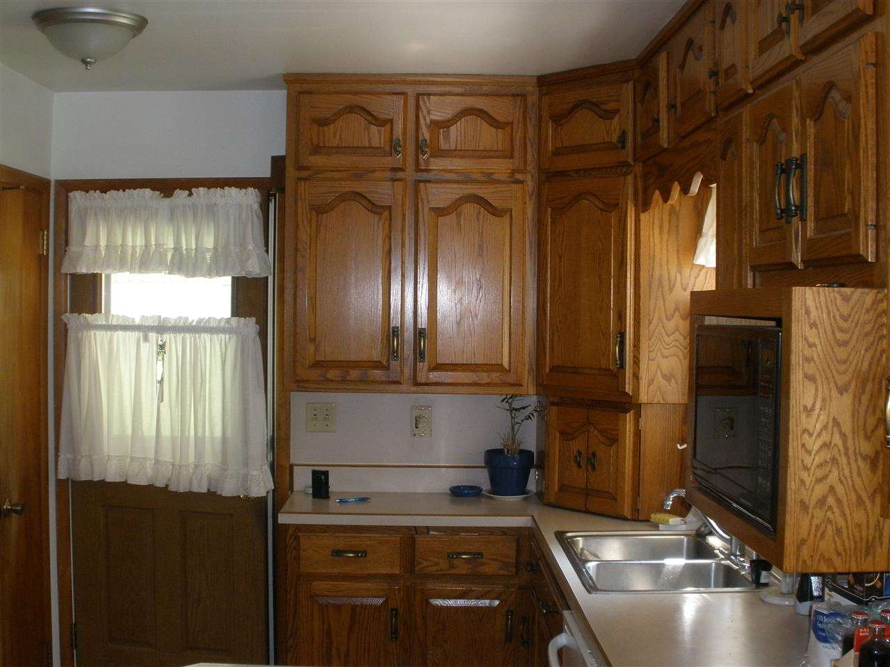 14 Douglas Dr, Washington, IN 47501 photo 2