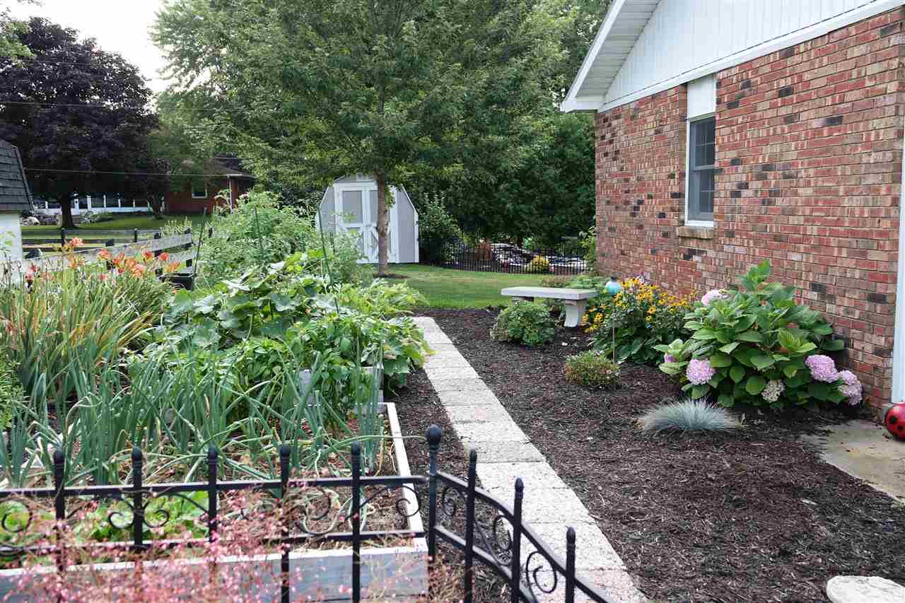2165 N 685 W, Shipshewana, IN 46565 photo 12