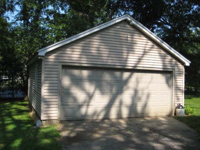 1707 Bedford Rd, Washington, IN 47501 photo 3