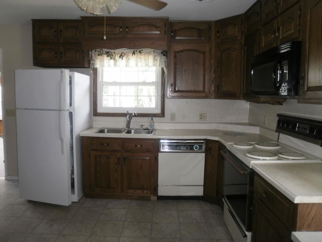 3507 Villa Dr, Jasper, IN 47546 photo 3