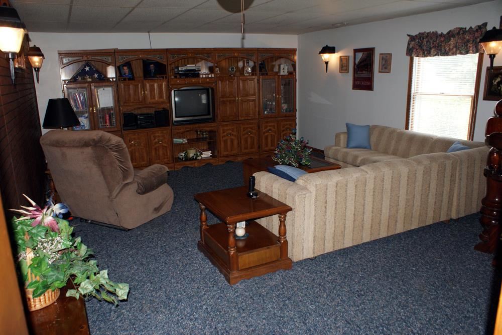 5244 Jeffries Ln, Newburgh, IN 47630 photo 3