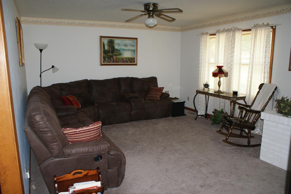 5244 Jeffries Ln, Newburgh, IN 47630 photo 4