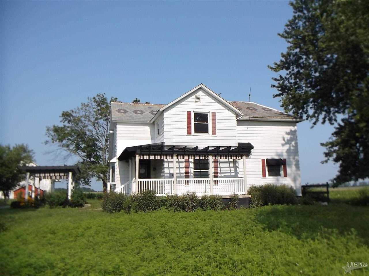 5460 N 300 W, Uniondale, IN 46791 photo 1