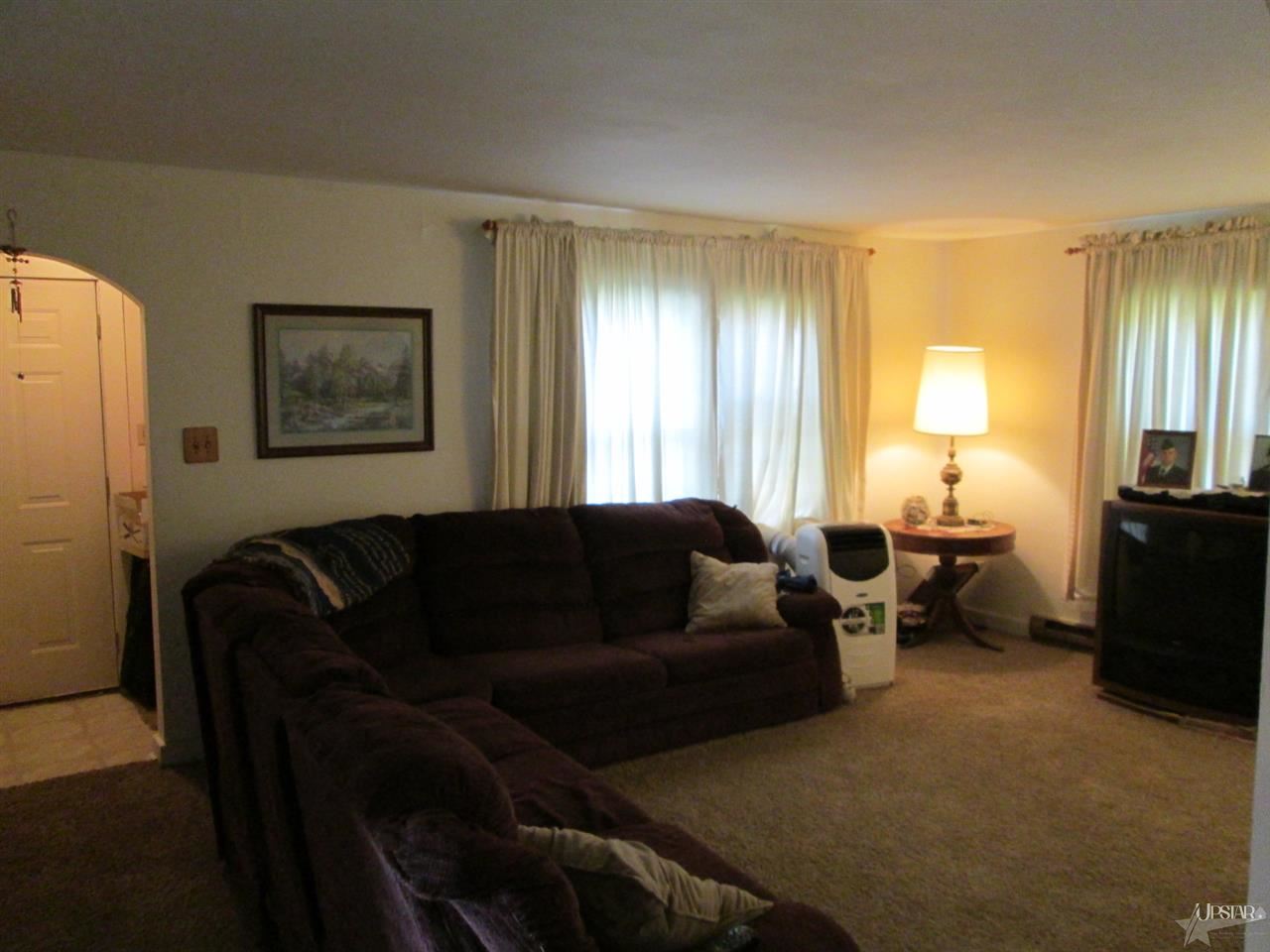 206 E Frst, Monroeville, IN 46773 photo 4