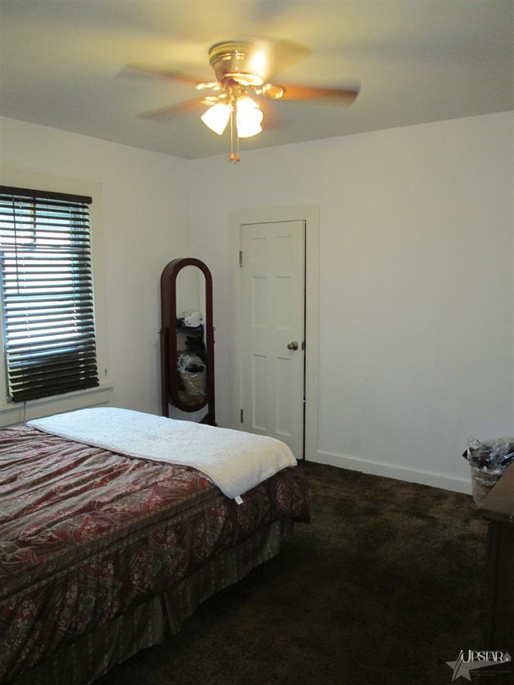 206 E Frst, Monroeville, IN 46773 photo 14