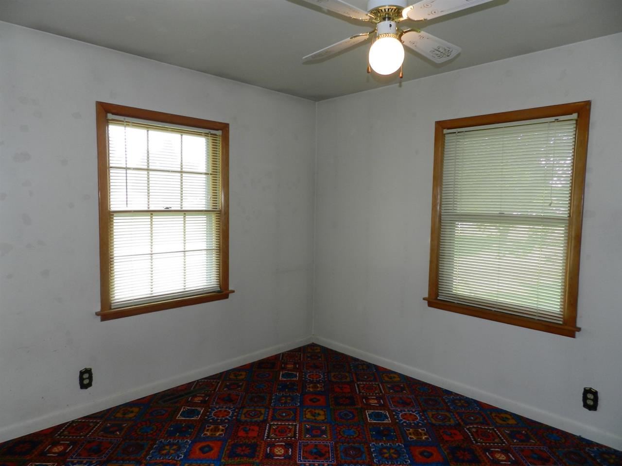701 E Mulberry St, Fort Branch, IN 47648 photo 6