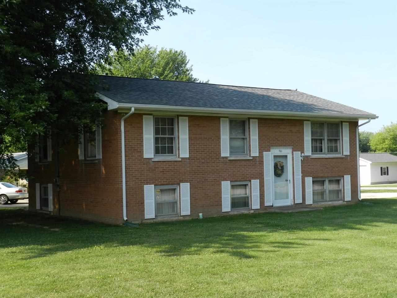 701 E Mulberry St, Fort Branch, IN 47648 photo 1