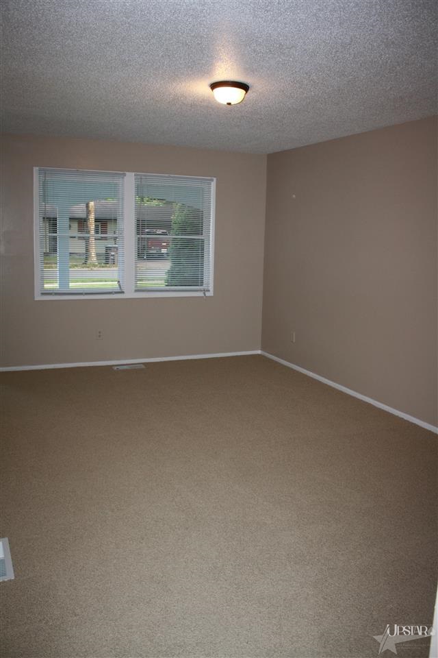 6114 Blue Spruce Ct, Fort Wayne, IN 46809 photo 10