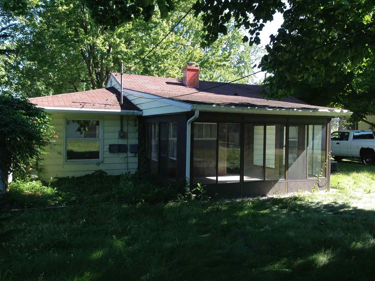 139 E Harrison Ave, Wabash, IN 46992 photo 3