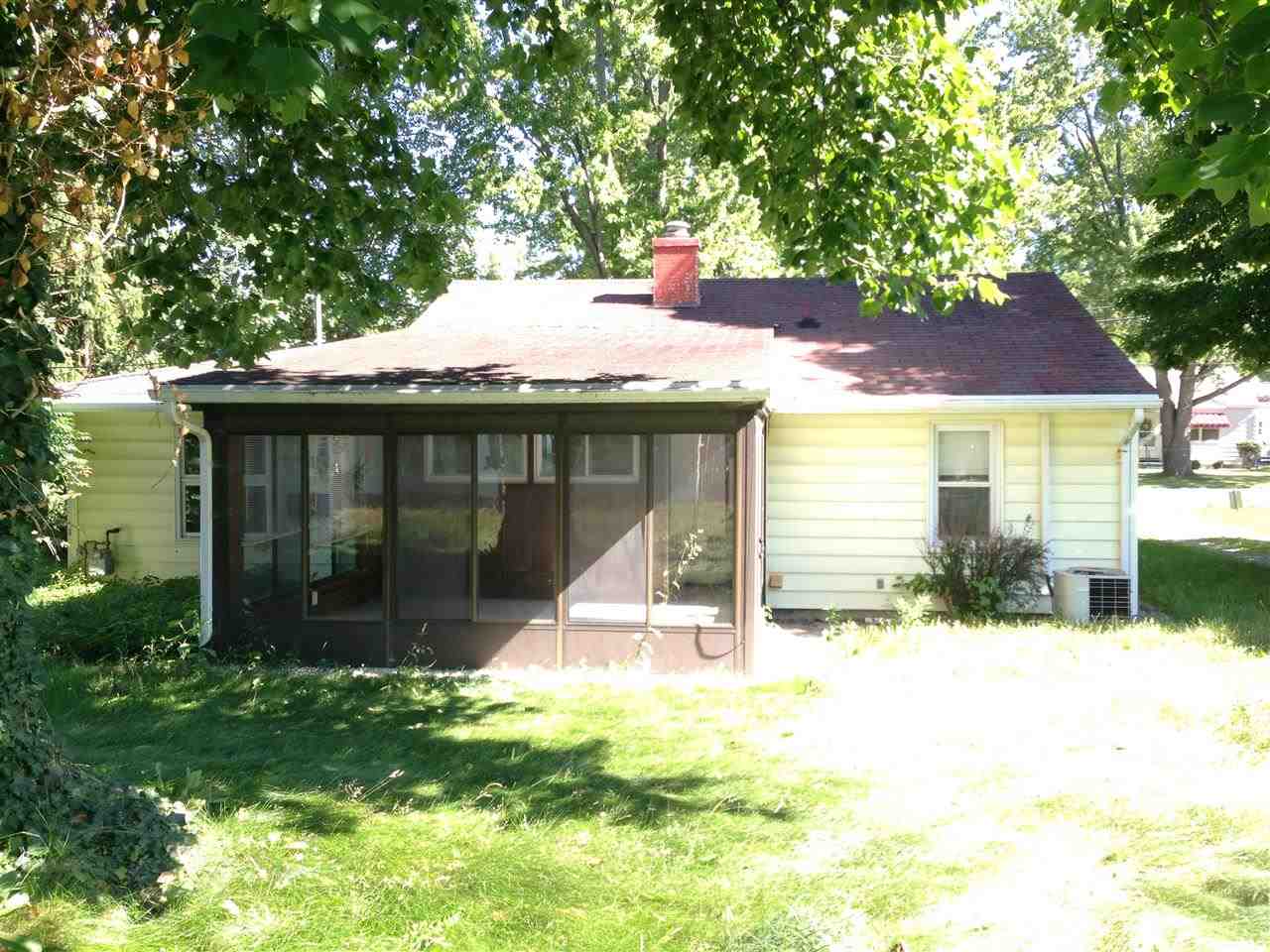139 E Harrison Ave, Wabash, IN 46992 photo 4
