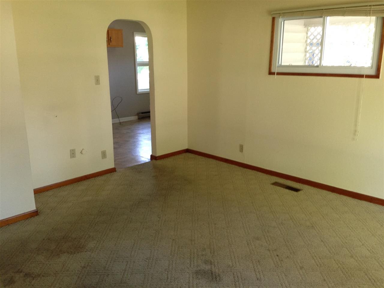 139 E Harrison Ave, Wabash, IN 46992 photo 9