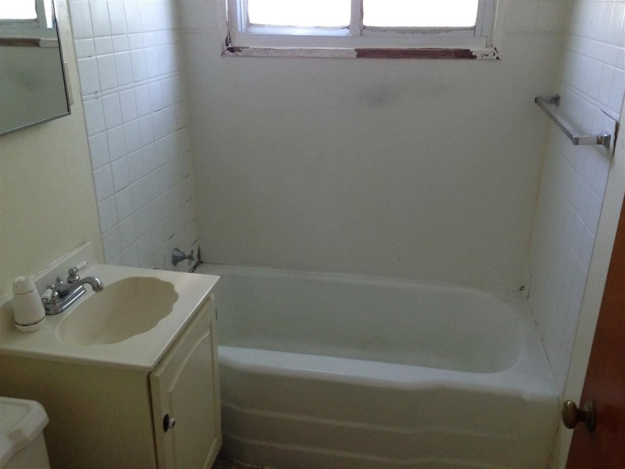 139 E Harrison Ave, Wabash, IN 46992 photo 12