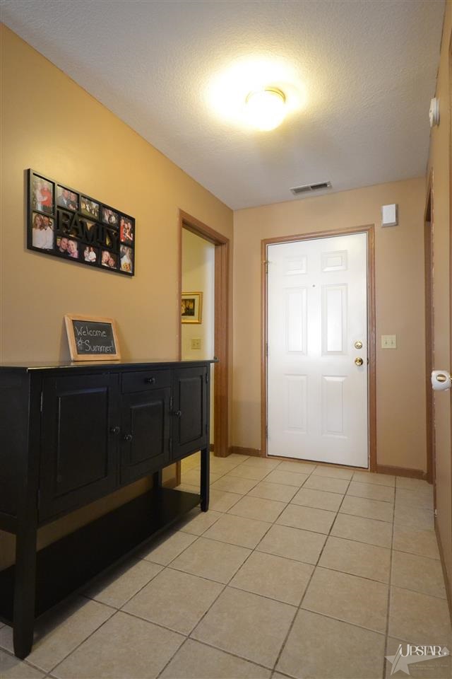 4209 Rockburn Dr, Fort Wayne, IN 46818 photo 3