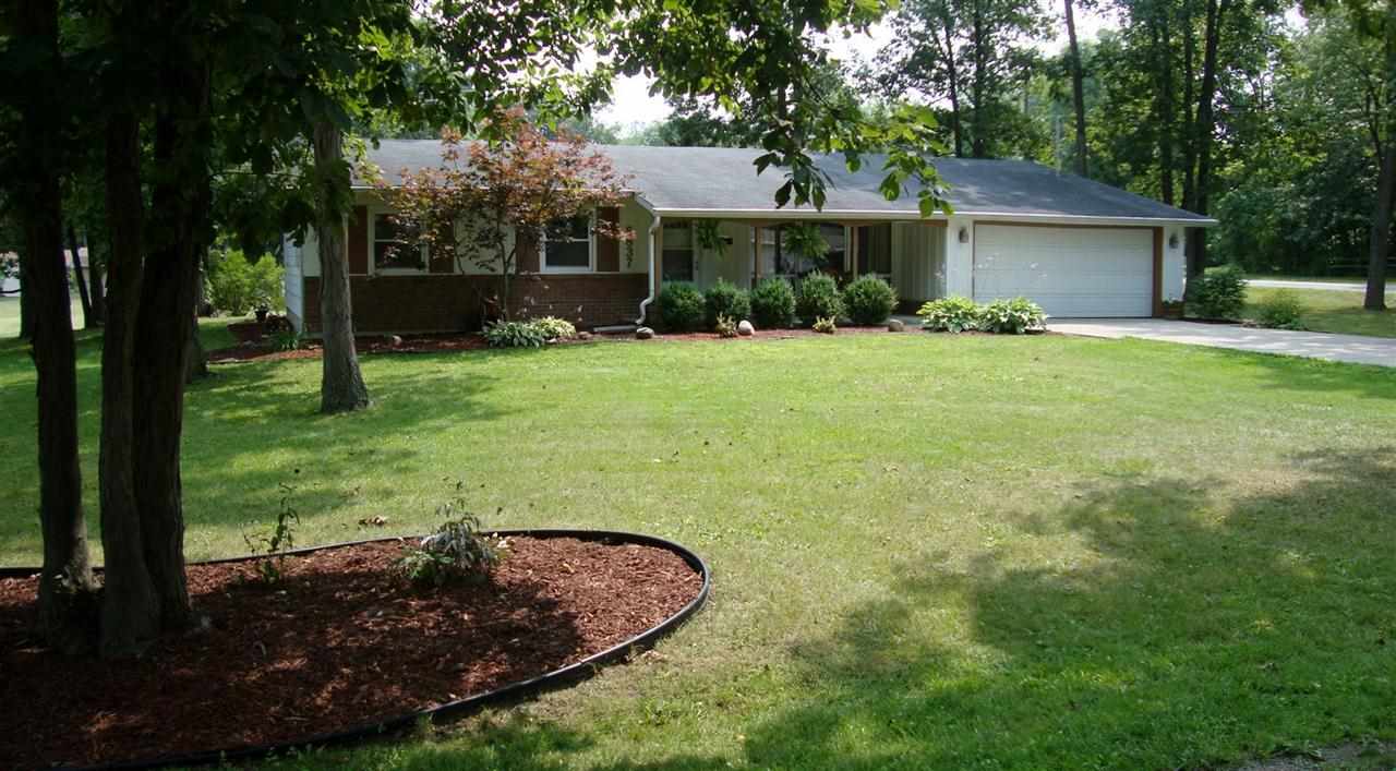 5837 Rosedale Dr, Fort Wayne, IN 46804 photo 1