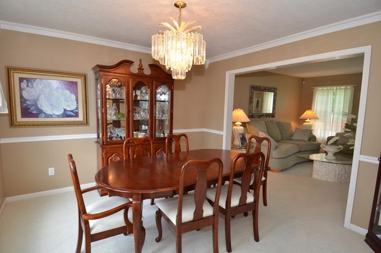 10202 Mulberry Ln, Granger, IN 46530 photo 5