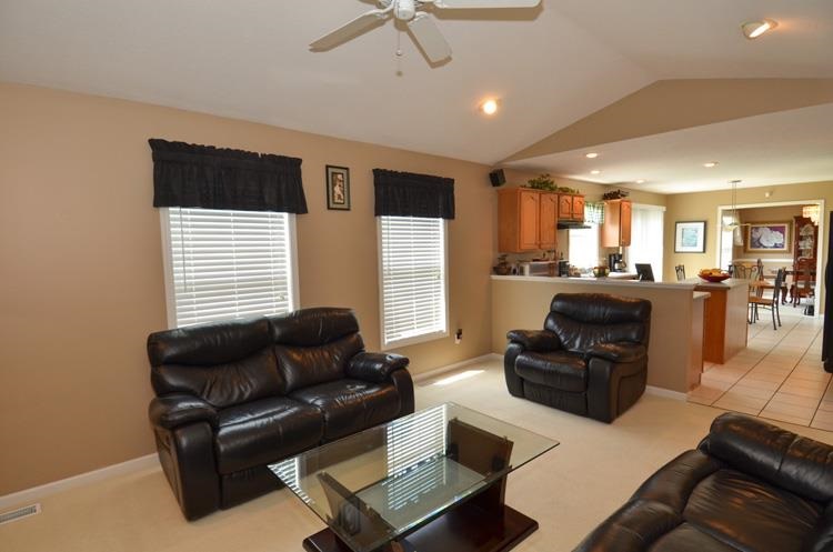 10202 Mulberry Ln, Granger, IN 46530 photo 10