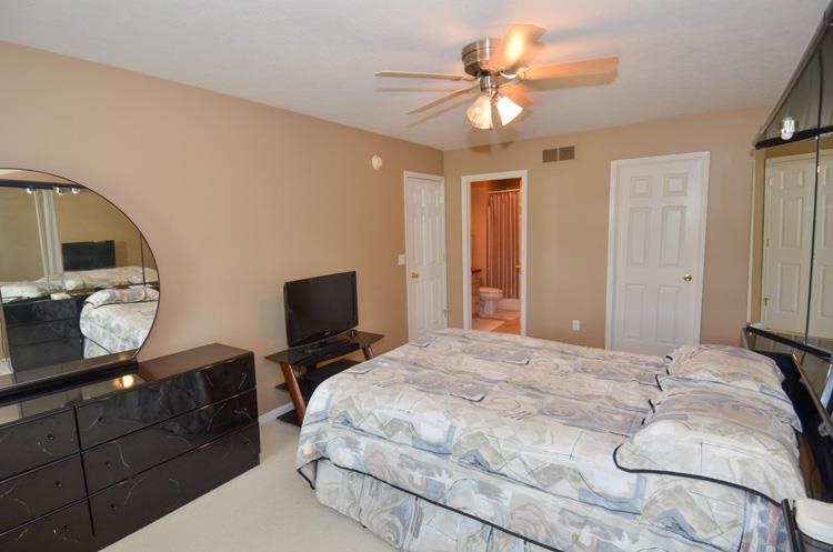 10202 Mulberry Ln, Granger, IN 46530 photo 16