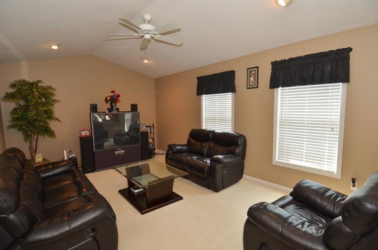 10202 Mulberry Ln, Granger, IN 46530 photo 11