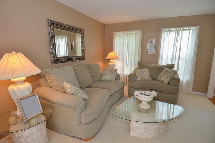 10202 Mulberry Ln, Granger, IN 46530 photo 3